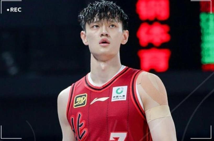 曾凡博千万年薪被拒，贾磊直播透露双