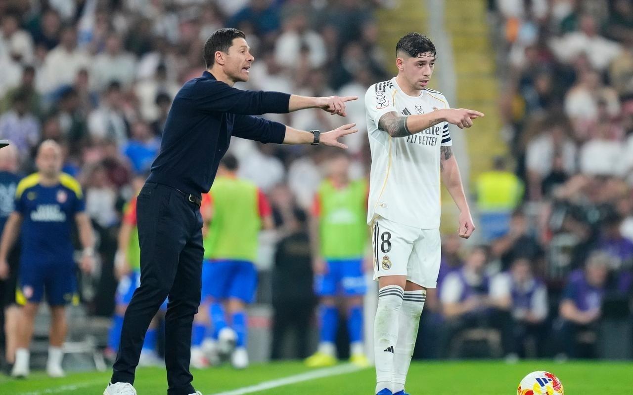 巴萨正义必胜！巴萨战胜皇马，阿隆索完败弗里克