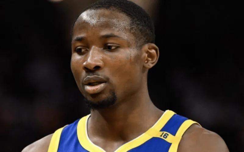 勇士现新卧龙凤雏！库明加全面崩盘，波杰没进攻欲望！