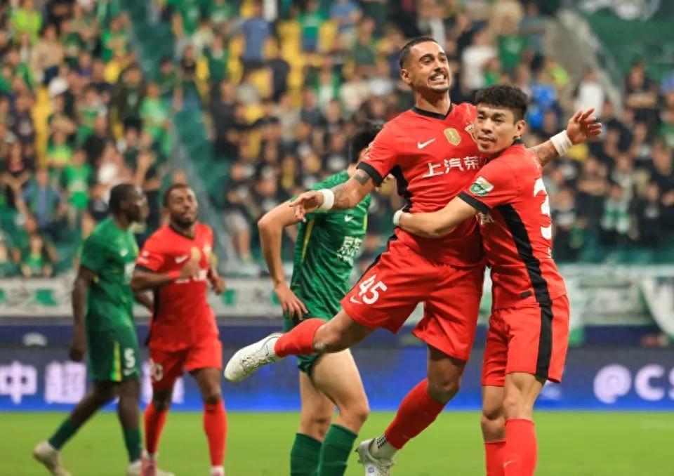 伟大的绝平球！中超疯狂一夜：争冠格局大变，国安哭了，保级3选2